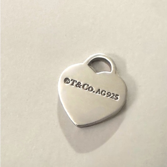 Tiffany & Co. 925 Sterling Silver Return to Tiffany Mini Heart Charm Pendant - Picture 5 of 5